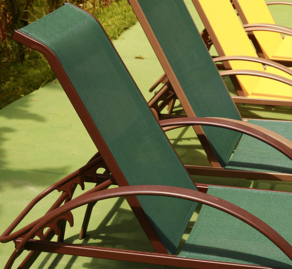 A Usimig Usinagem atua na criação de roldanas para viradeiras e calandras, além de máquinas de esticar tela sling para cadeiras, banquetas, poltronas, espreguiçadeiras e chaises.